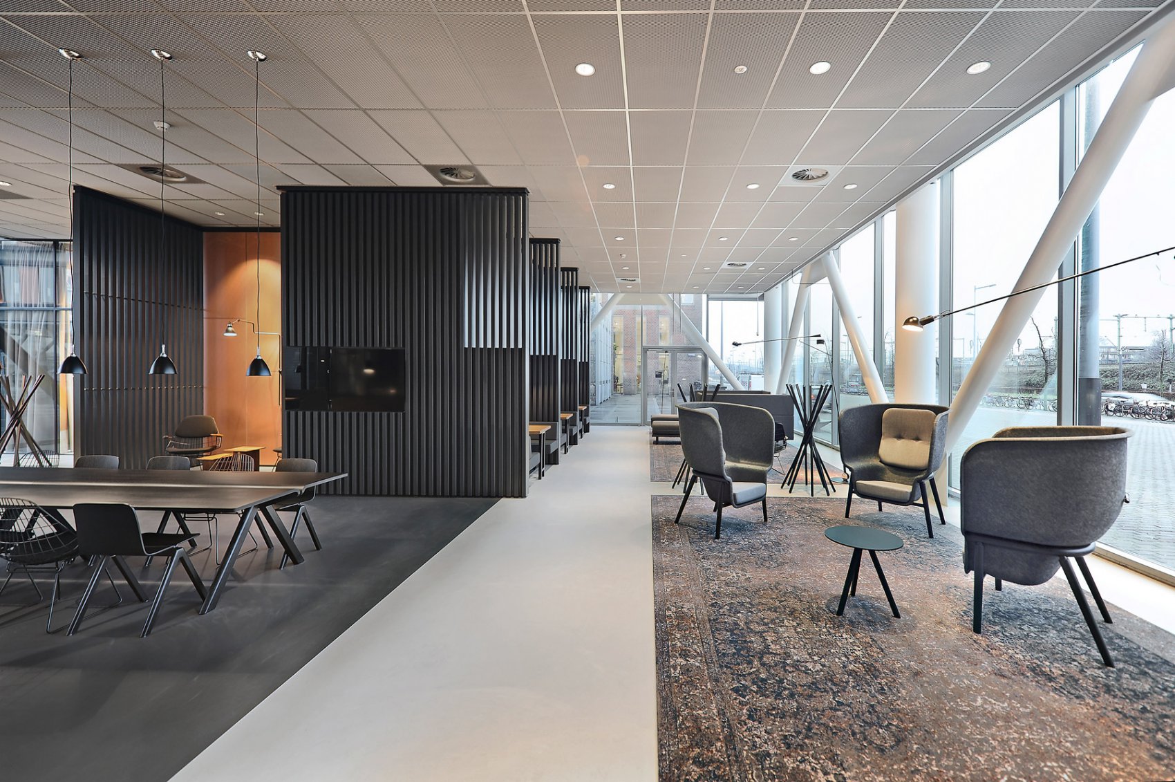 De Vorm on Office Design - Huys Europa Pod Privacy PET Felt Chair
